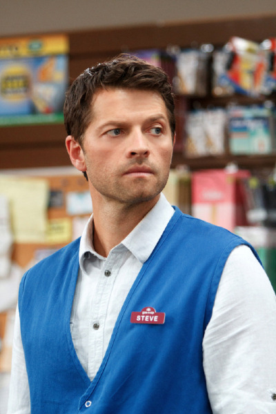 ravenclaw07: luvemishacollins: (x) OKAY BUT GUISE HE’S LIKE AN IRL DISNEY PRINCESS!! THIS IS L