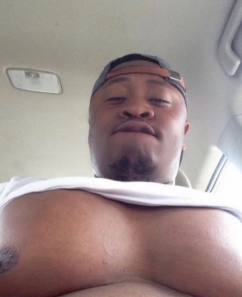 neosoulone:  Damn where is this guy I want him so bad 💦💦👐👣🔍🔎🔦