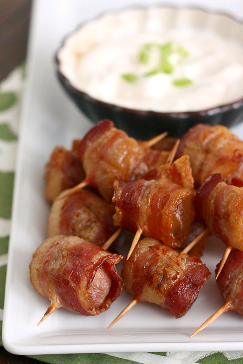 verticalfood:  Bacon Wrapped Potato Bites 