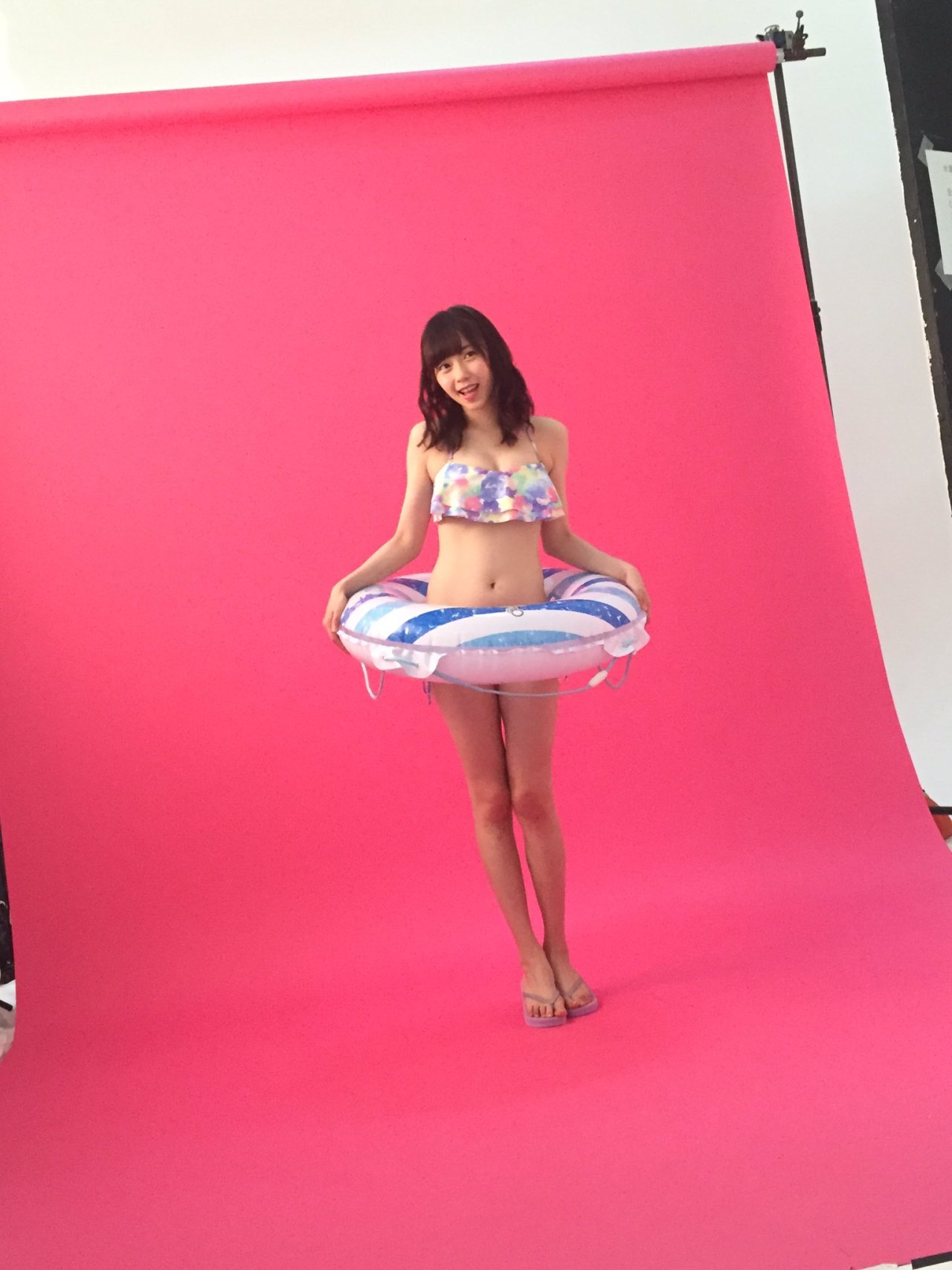 soimort:  石塚朱莉 - Twitter - Wed 13 Jul 2016  笑った写真もありますし、、、、、