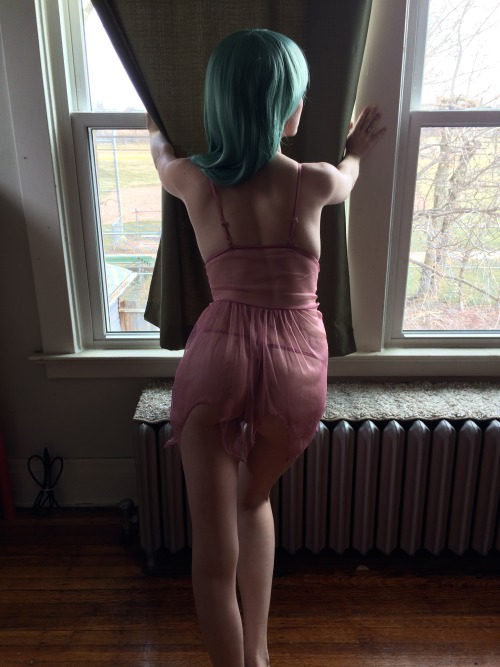 wegetdown77:  Her: Oh, the green hair… adult photos