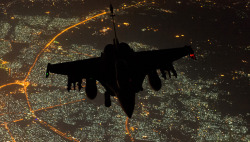 eyestothe-skies:  Rafale over Baghdad