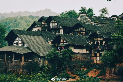 fuckyeahchinesegarden:  tanghe guzhen塘河古镇, jiangjin江津, chongqing by 古镇札記