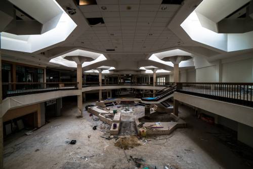 Porn Pics 88floors:  Abandoned Shopping Malls 