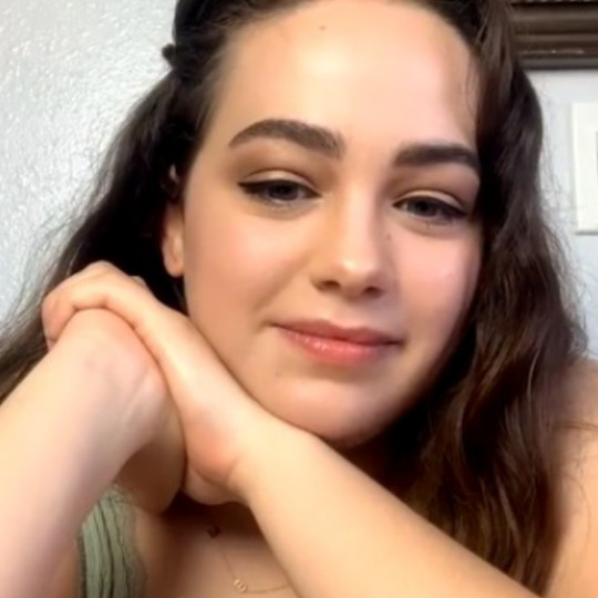 Mary mouser nude