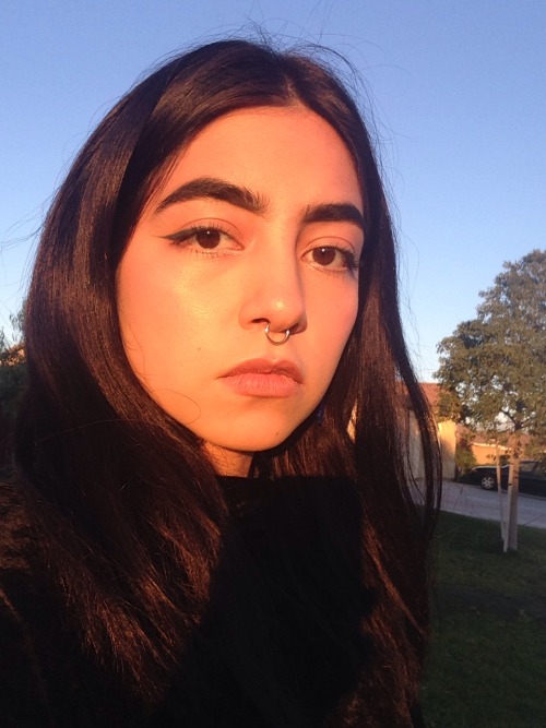 wugaazi:  good skin day  Sexy