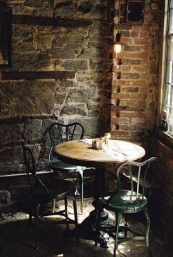 scarlets-musings:  Cafes…