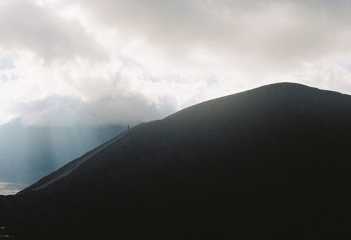 Hills - Kodak Gold 400, Minolta Dynax 5000i - Mont Bromo, Indonesia - February 2018