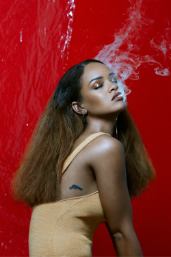 smokingsomethingwithrihanna:  Rihanna For The FADER