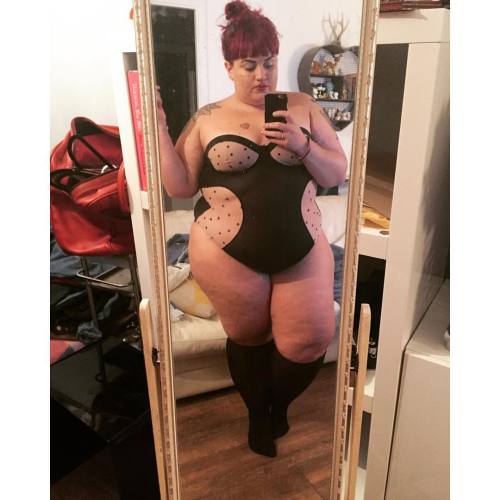 thunderthighssavelives:Lepel lingerie ftw ft. Knee high socks. I put the gr in granny 😎 #effyourbeautystandards #bbw #bodypositive #lingerie #lepel #stockings #fatshion