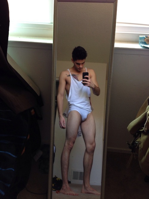 gayteenagr:  Active gay porn blog, I follow back all! http://gayteenagr.tumblr.com