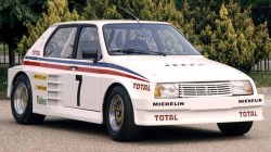 carsthatnevermadeit:  Citroen Visa Lotus, 1982. Citroenâ€™sÂ â€˜Genesis Projectâ€™ was their attempt to compete in the early 80s World Rally Championship Group B. Lotus built two prototypes using the mid-engined/rear wheel drive Esprit chassis and their