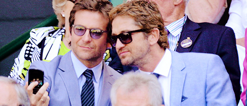 dink-182:  feyminism-blog: Bradley Cooper and Gerard Butler hanging out and taking selfies at the Men’s Singles Final (Wimbledon Lawn Tennis Championships) between Novak Djokovic and Andy Murray at the All England Lawn Tennis and Croquet Club in London,