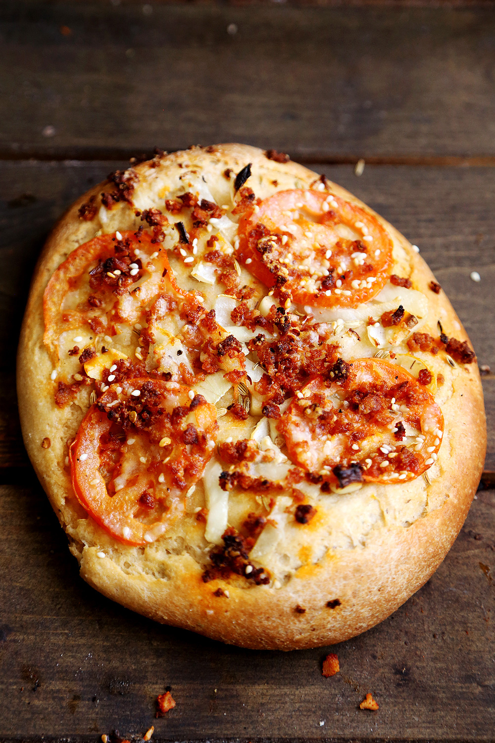 vegan-yums:     Vegan Cheezy Meaty Pizza Breads / Recipe