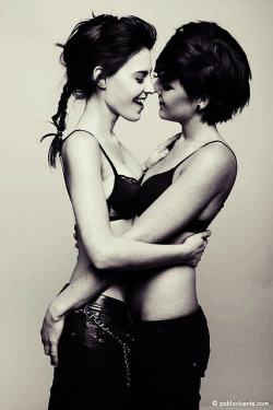 the-inspired-lesbian:  Lady Lovin’ 