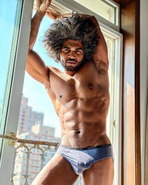 duvalfreakdude:darkmen101:Big bulge