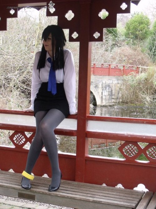 A nice Melfina cosplayer wearing the character’s signature grey pantyhose.