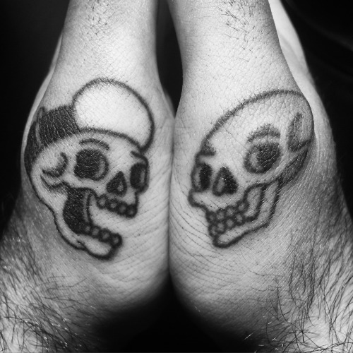 skulls for Aaron!from an illustration found online, slightly modified.above: left skull fresh, right