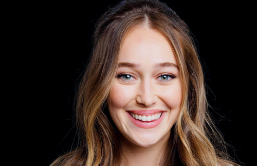 celebritiesandmovies:Alycia Debnam-Carey | Build Series