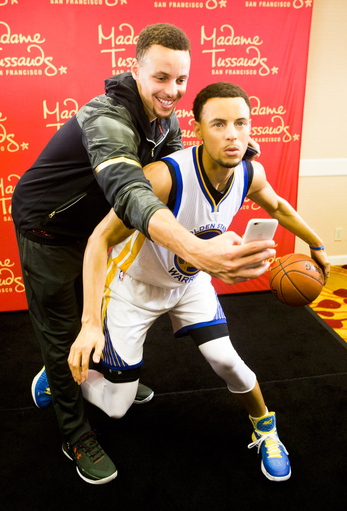 splash-brothers:  Steph poses with his wax figure at Madame Tussauds San Francisco