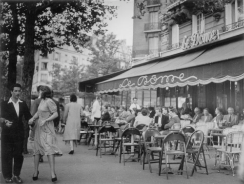 kvetchlandia:Noël Le Boyer     Café Le Dôme, Montparnasse, Paris     1940