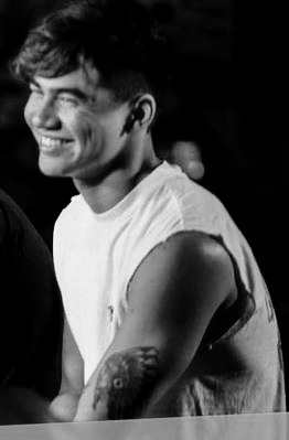 zouisos:  bye!!! (x)