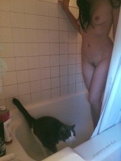 Orgasms-Are-Fun:  Every Morning One Of My Cats Takes A Shower With Me. He Gets Soaked.