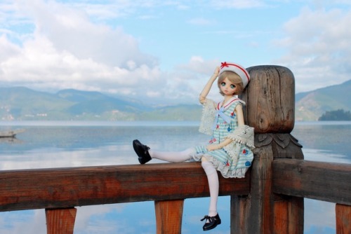 Makoto (Spiritdoll Cherry) at Lugu Lake.