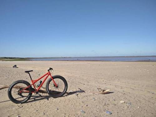 talkmtb: @Regrann from @stevecansfield - Sunday morning ride…. Getting a bit sand blasted. . #mtbrid
