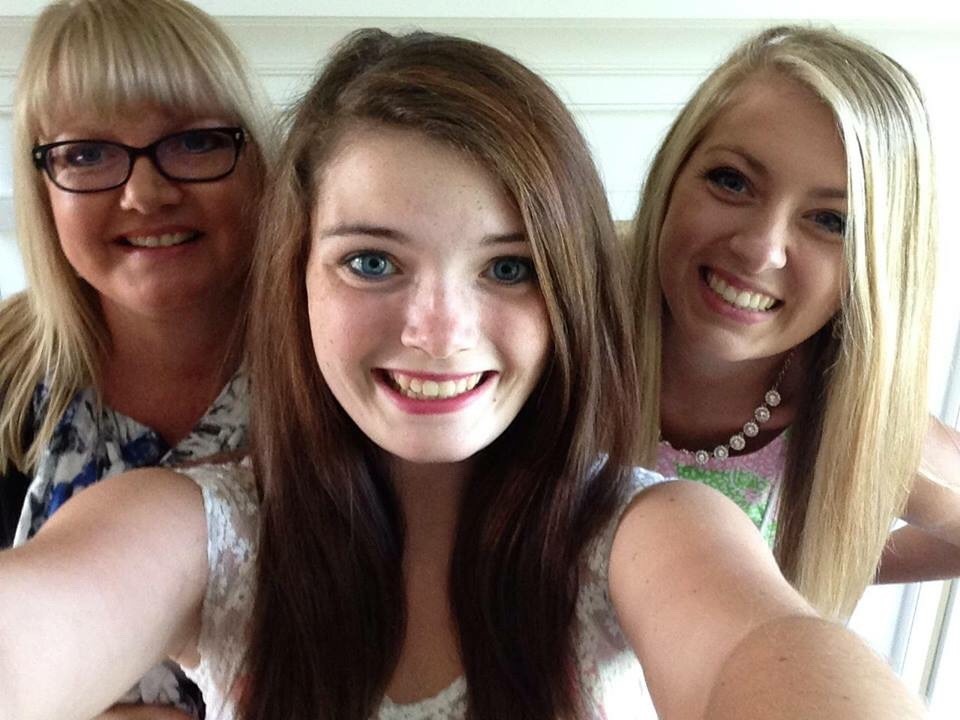 this-blog-is-a-horcrux:This is a picture (left to right) of my mom, me, and my sister.