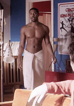 dwaynevideos:  Michael B. Jordan’s dick print 😋  Click HERE for more pics &amp;