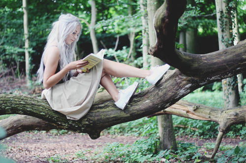 paperbackcastles:“She was made up of more, too. She was the books she read in the library. She