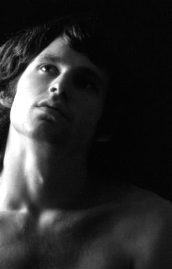 luaszamszara:  Jim Morrison photographed