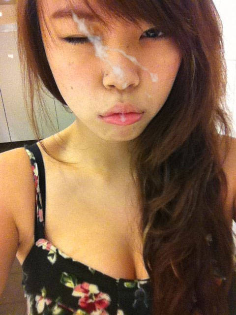 criouskes:  whysokinky:  Would love to cum on their faces after they give me a blowjob!  Girls meant to be taken as sluts