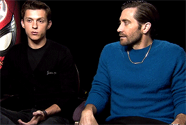 gyllenhaaldaily:Jake Gyllenhaal and Tom Holland | Spider-Man: Far From Home Press Tour (Part I)