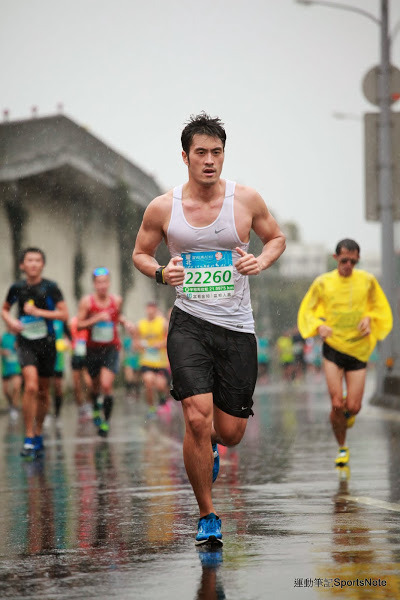 chiefarnook:  the new improved ‘ridiculously photogenic guy’ 