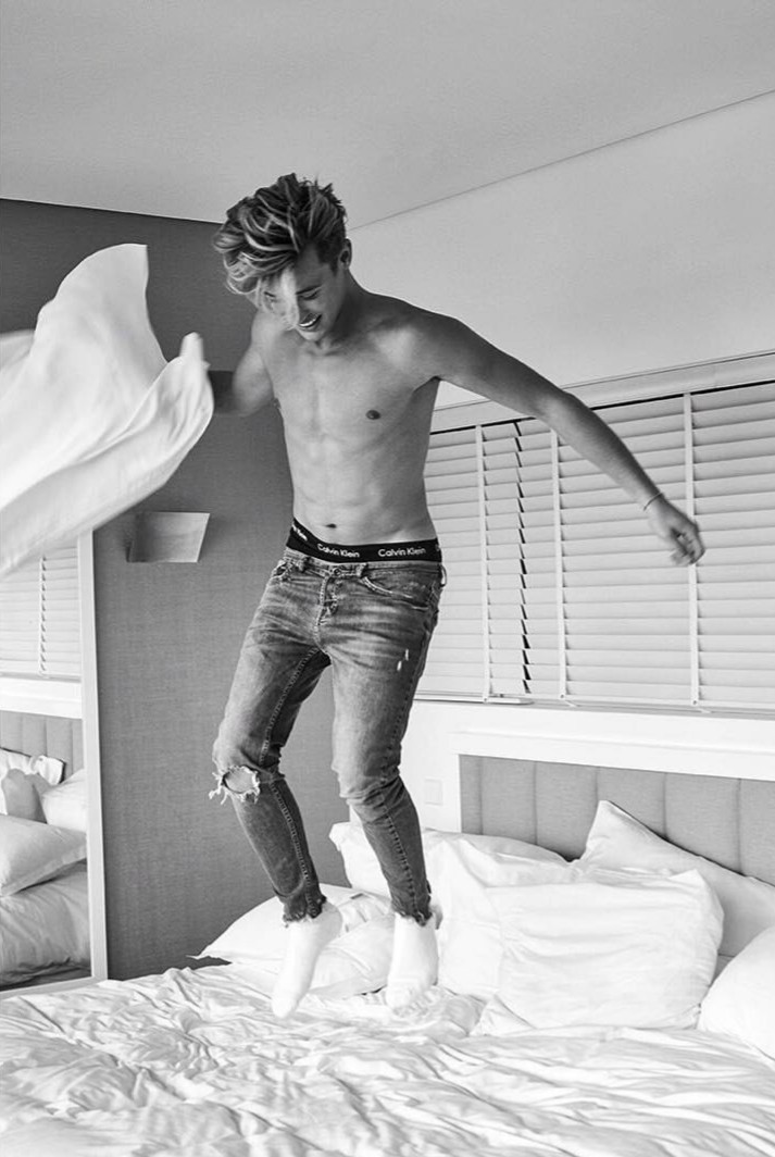 guytography:Cameron Dallas