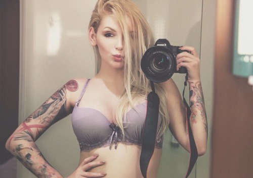 hot-tattoo-girls:  http://hot-tattoo-girls.tumblr.com