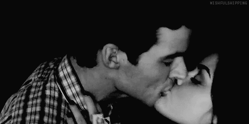 Kissing Girl Gif
