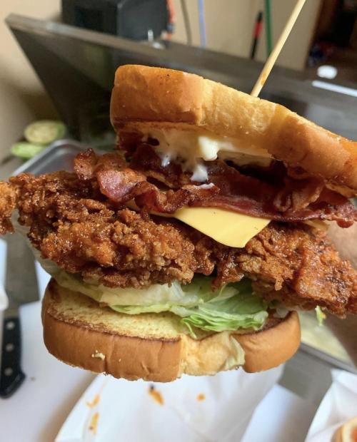 lovesandwichrecipes:Fried chicken club