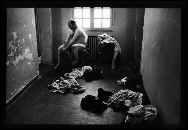  Manicomio ~ Raymond Depardon 1977 