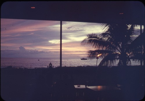 twoseparatecoursesmeet:Sunset from the Restaurant, Hawaii, 1950sHarold Reeder