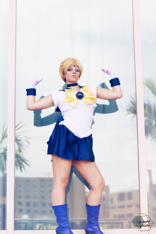 Sailor UranusMetrocon 2016Photographer: pixemiphotoCosplayer: @skylian(see the full set on facebook)