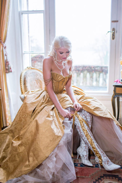 House of Elliot - Opulent Gold and Marsala Baroque Wedding InspirationPhotography: Philippa Sian Pho