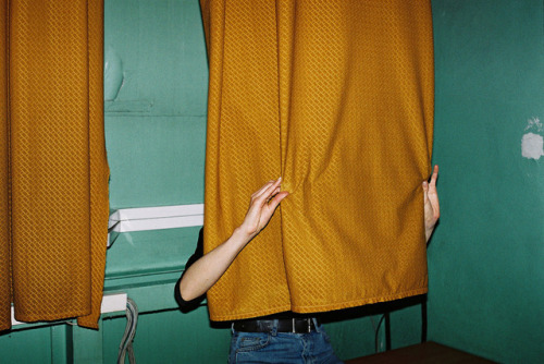 megapsychicvoidbird:  hatchetandtom:  neon.tambourine http://flic.kr/p/VKQ7FN  💫💫