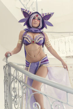 cosplaygirl:  Jessica Nigri || Espeon | Flickr