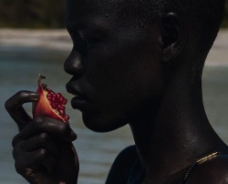 flawlassmami: orwell: Grace Bol photographed by  Txema Yeste, Numéro #183, May 2017   👑 