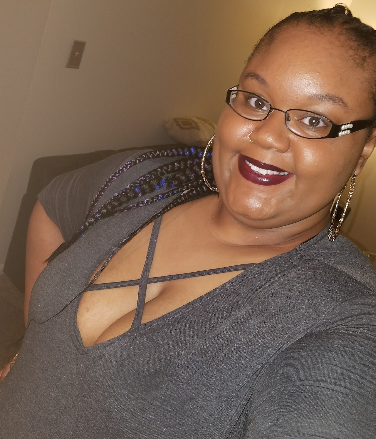 charismablu:  charismablu:  Last night shenanigans. Really digging my hair. ❤️