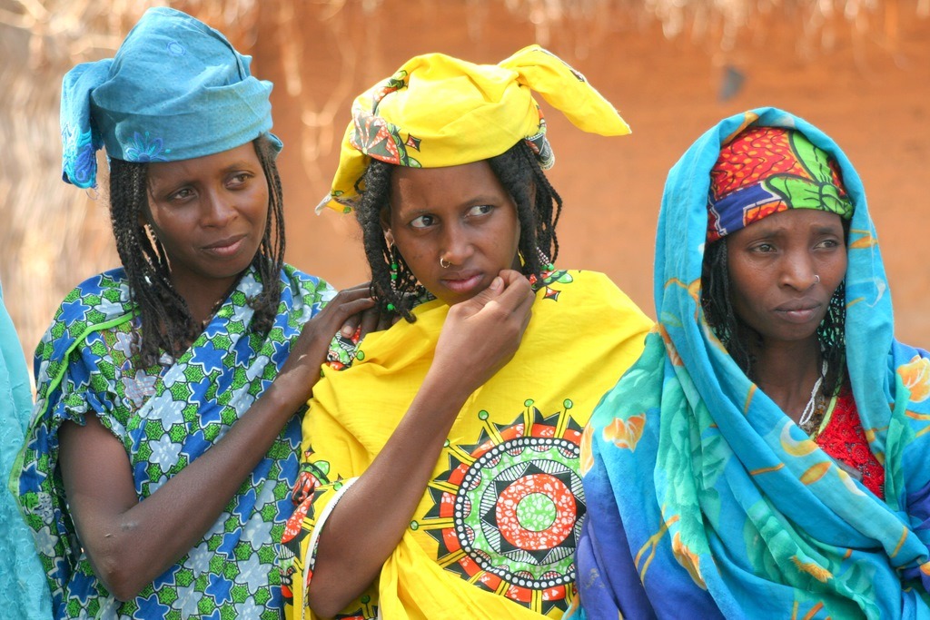 beautiesofafrique:  Peul women in Paoua || Central African Republic || Brice Blondel