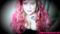 maryjayneoncam:  the internet is for porn. watch mine here.